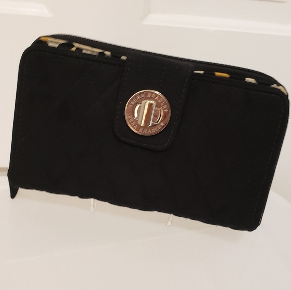 Vera Bradley Large Black Quilted Turnlock Close Wallet, Preppy, Versatile - Picture 12 of 12